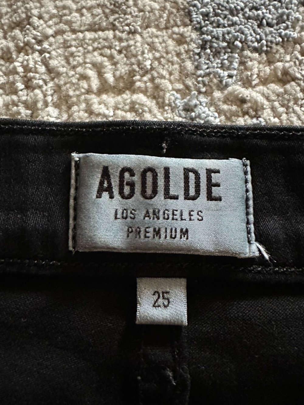 AGOLDE Lydia black leatherette 5 pocket skirt size 25 Stretchy! - Picture 5 of 7